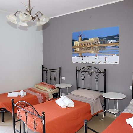 Appartement Conte Agostino Pepoli à Trapani Extérieur photo